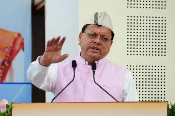 मुख्यमंत्री पुष्कर सिंह धामी द्वारा नैनीताल दुष्कर्म पीड़िता के परिजनों को सांत्वना, न्याय और सुरक्षा का आश्वासन