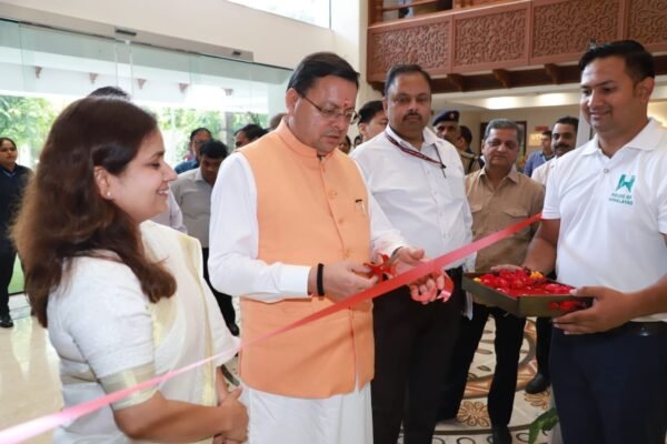 मुख्यमंत्री ने किया ‘हाउस ऑफ हिमालयाज’ आउटलेट का उद्घाटन ,उत्तराखण्ड की पारंपरिक धरोहर और जैविक उत्पादों को राष्ट्रीय राजधानी में मिला नया मंच