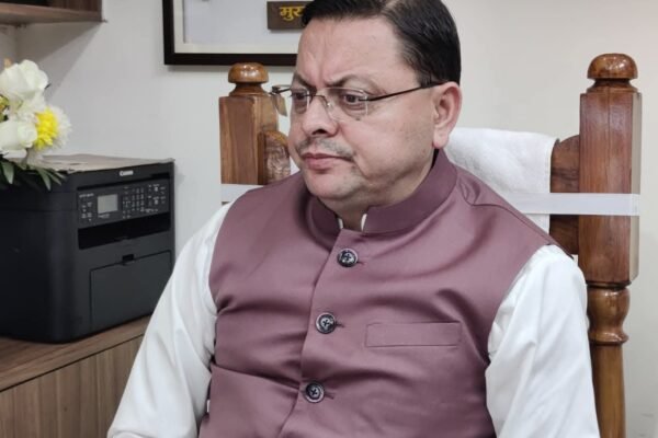 मौसम विभाग द्वारा जारी रेड तथा ऑरेंज अलर्ट को लेकर मुख्यमंत्री ने अधिकारियों के साथ की उच्च स्तरीय बैठक, तीन दिनों के लिए रेड एवं ऑरेंज एलर्ट सीएम ने कहा-एलर्ट रहें अधिकारी